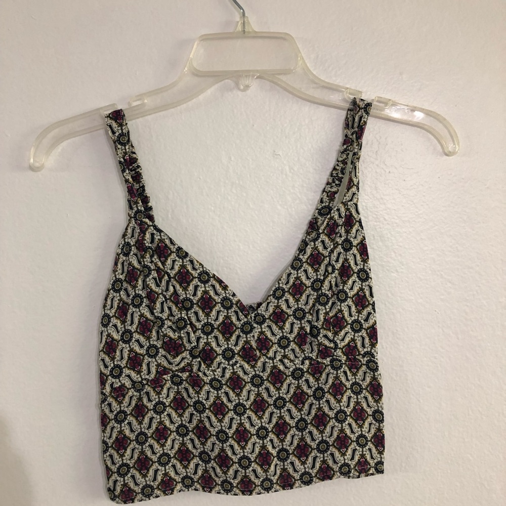 Crop top